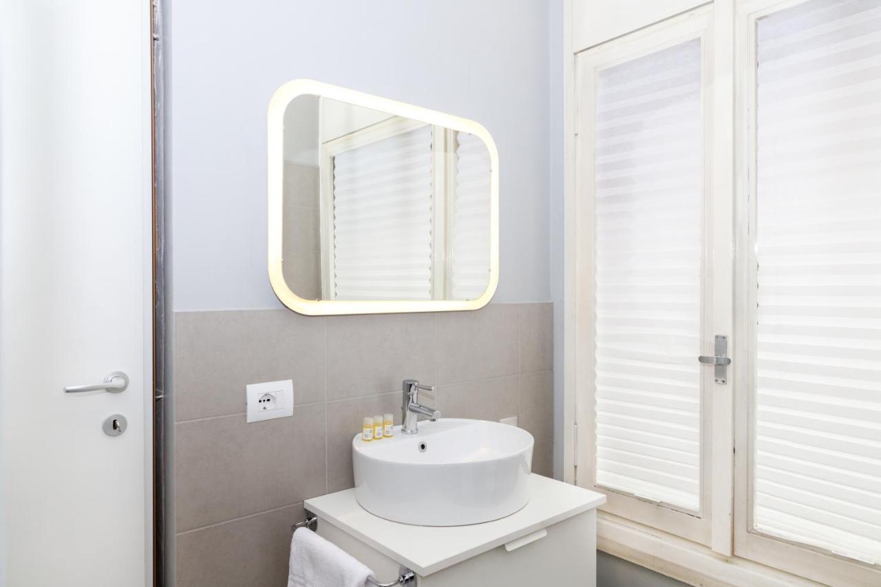 Hemeras Boutique Homes - 2 Luxury Apartments In The City Center Milán Exterior foto